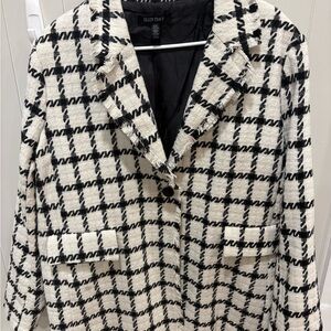 Ellen Tracy Black and Cream Checkered Blazer/light jacket